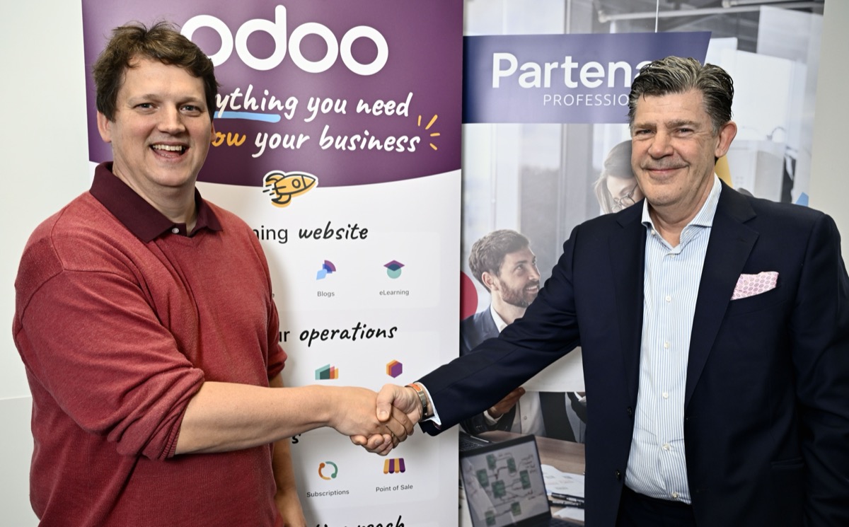 Odoo Partena Professional partnership 2026 - Fabien Pinckaers CEO Odoo and Roeland Van Dessel CEO Partena shaking hands